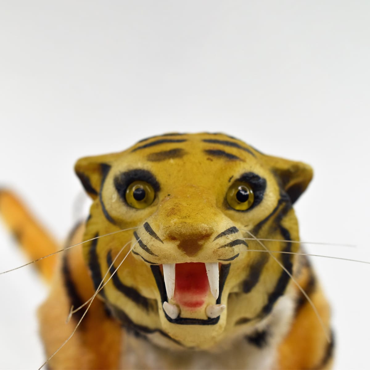 Marx Plush Bengali Tiger: Experience Ultimate Comfort